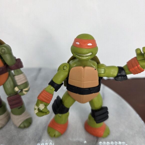 Teenage Mutant Ninja Turtles Action Figures Lot Leonardo Raphael Michelangelo 4" - Picture 2 of 11